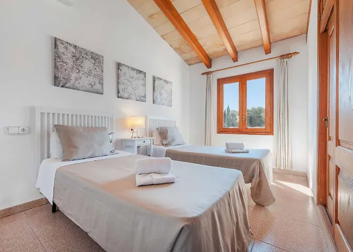 - 4079-63 Mallorca Puerto Pollensa